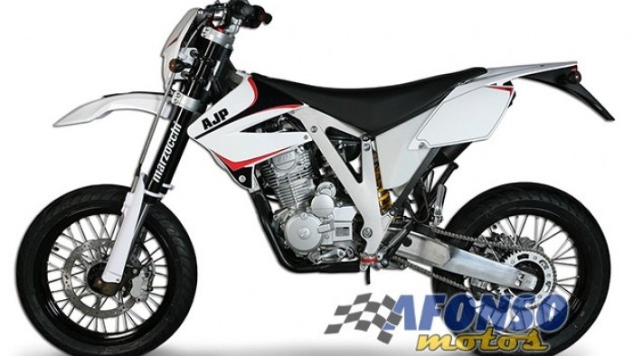 AJP PR4 240 Supermoto
