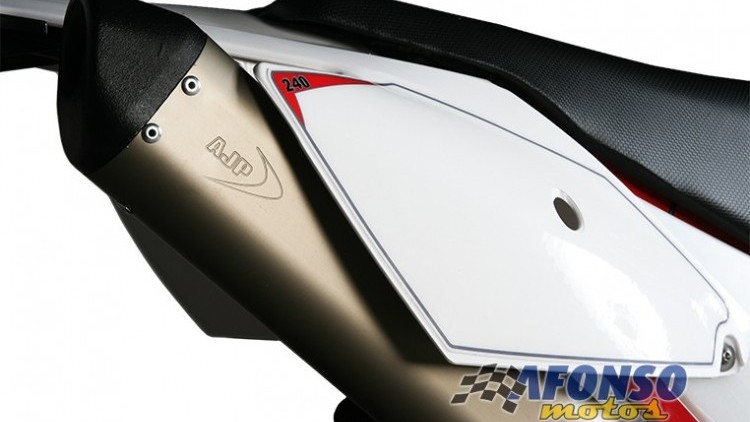AJP PR4 240 Supermoto